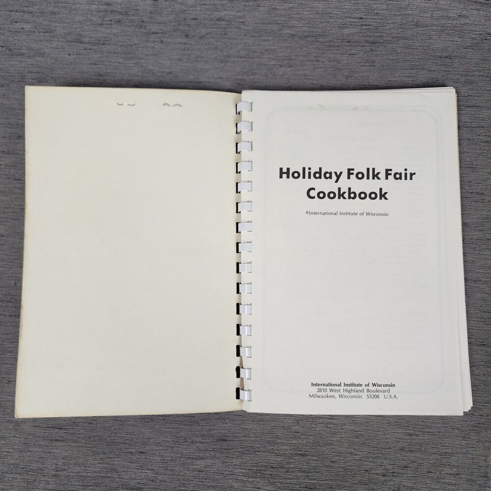 Holiday Folk Fair Cookbook Milwaukee Wisconsin Ethnic Recipes International - Picture 5 of 11